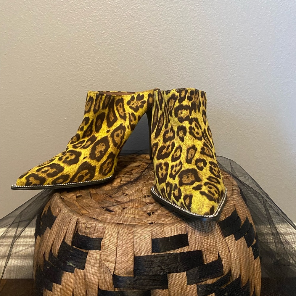 Bright Yellow Mules